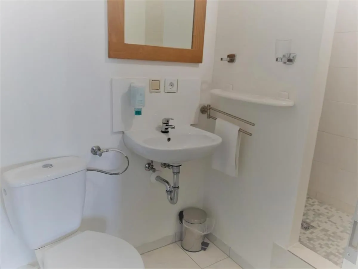 Mehrbett-Apartment 8 Citynah, Einfache Ausstattung Hamburg 0*,
